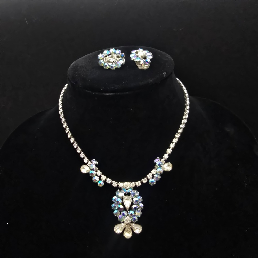 Vintage Blue Aurora Borealis Rhinestone Necklace Clip On Earrings Set